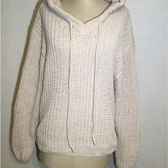 POL Sweaters - Pol chunky knit hoodie pullover sweater size medium
